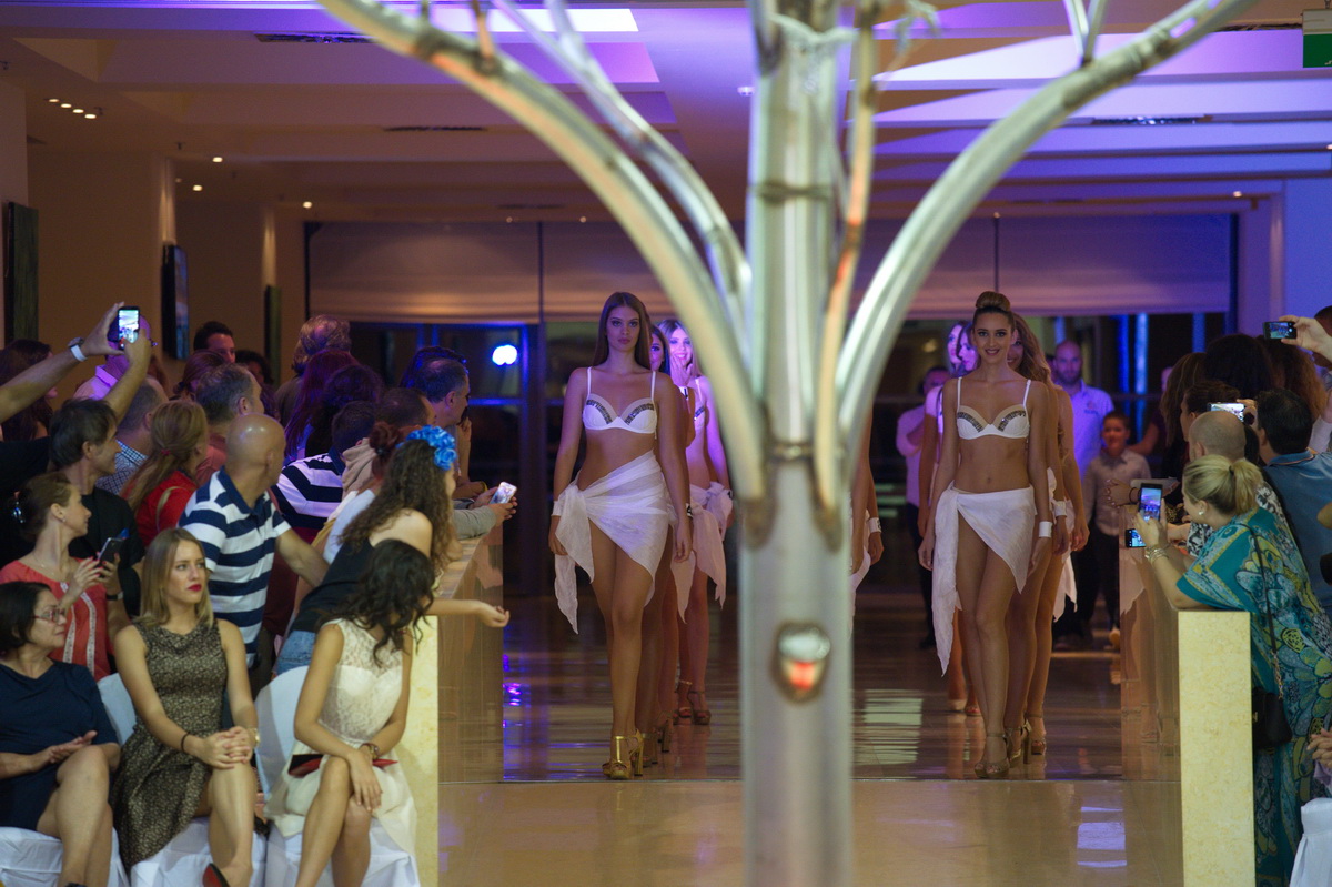 14430379015032_Revija kupaćih kostima, foto Fabrika fotografa.jpg